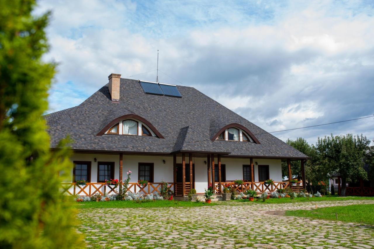 Отель Casa Strabunicului Partestii de Sus  Экстерьер фото