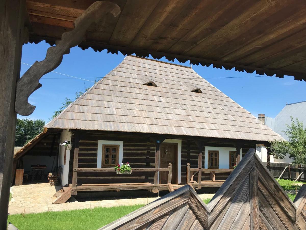 Отель Casa Strabunicului Partestii de Sus  Экстерьер фото